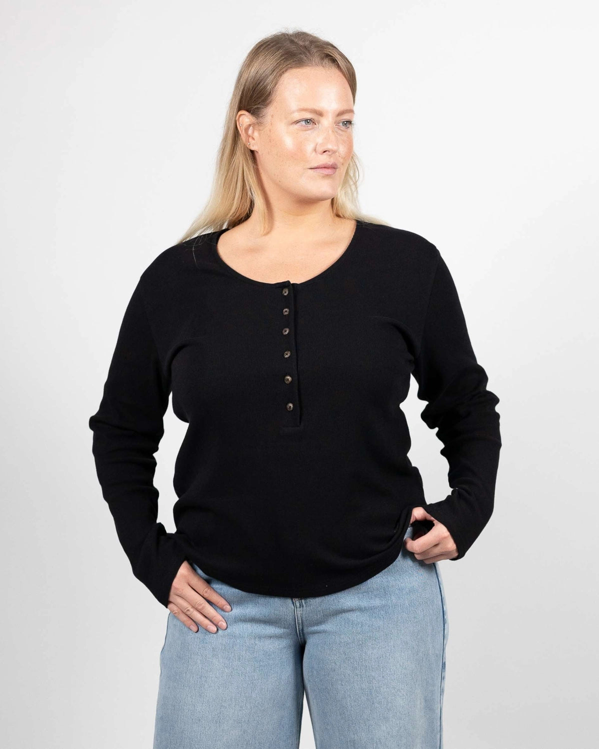 Iris Organic Cotton Rib T-Shirt in Black