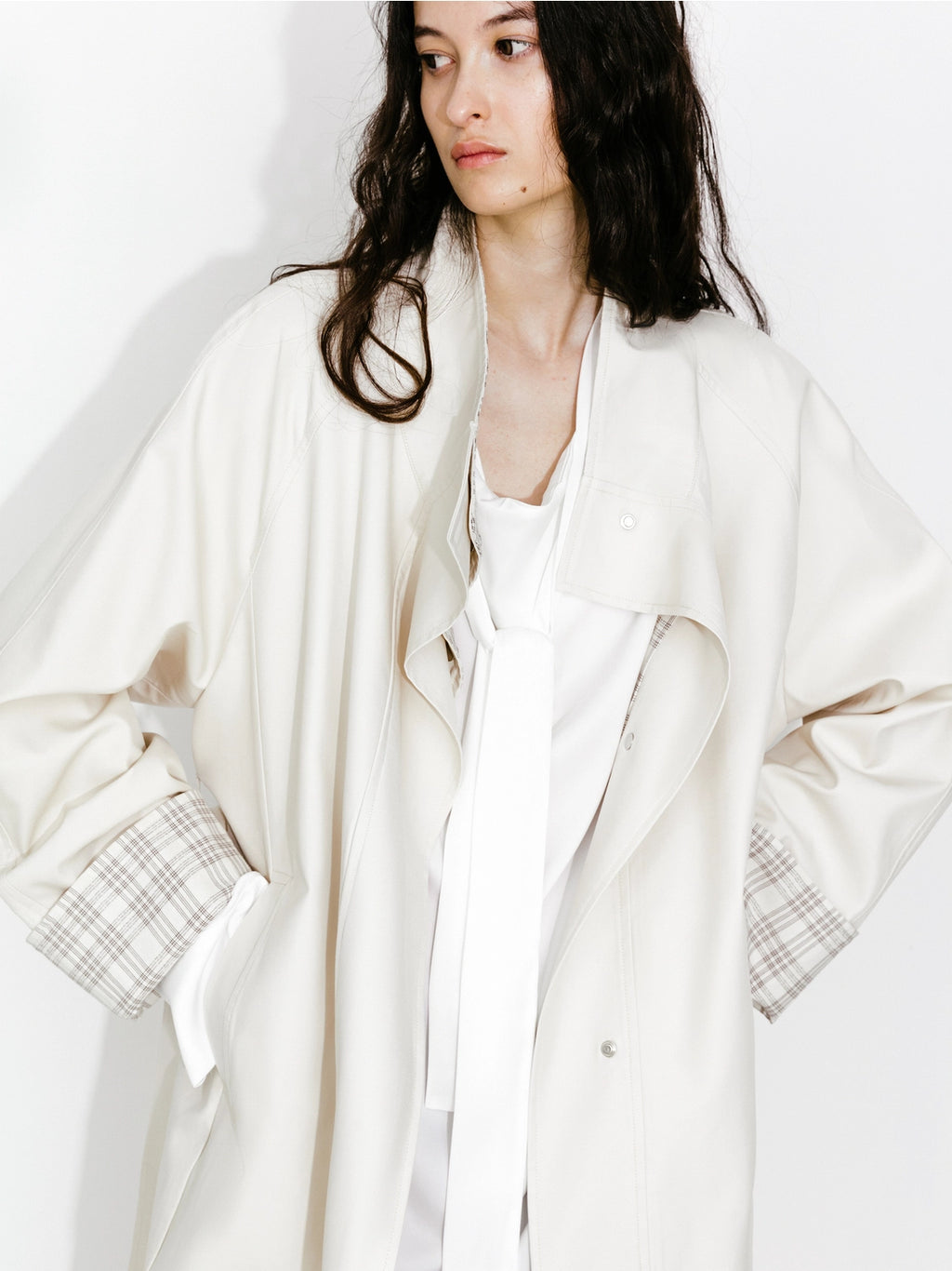 Funnel Neck Colorblock Cuff Trench Coat in Cream