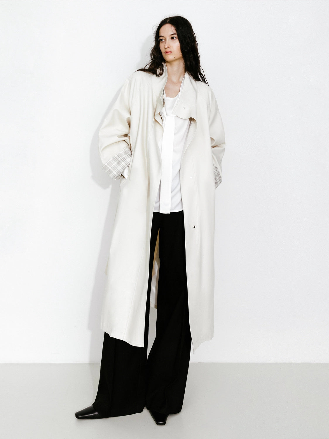 Funnel Neck Colorblock Cuff Trench Coat in Cream