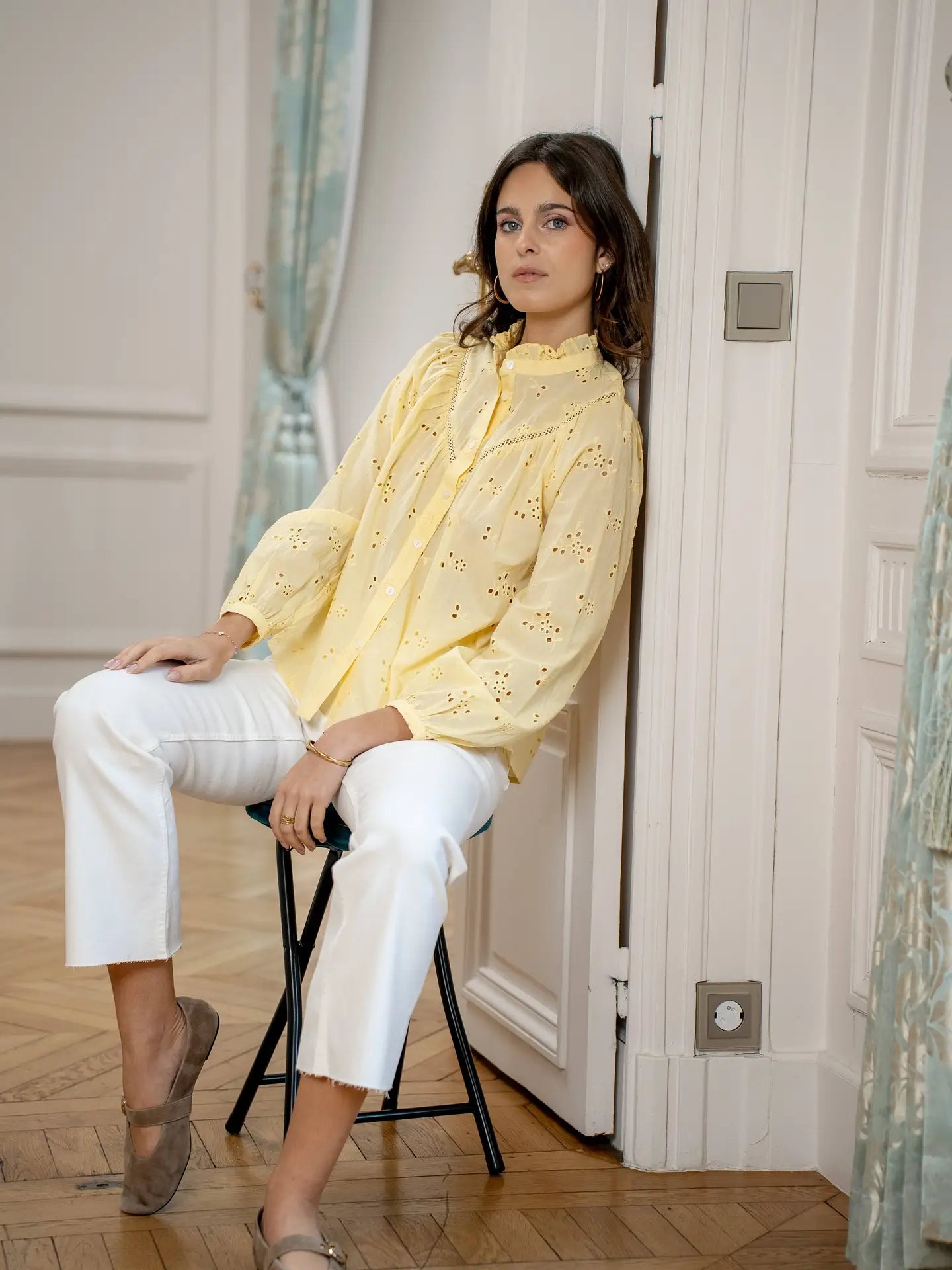 English Embroidery Blouse in Lemon