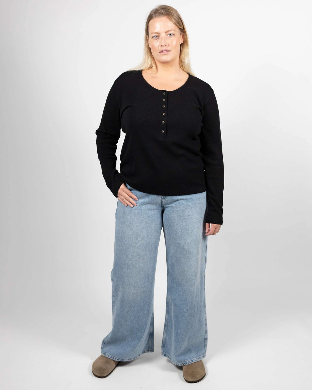 Iris Organic Cotton Rib T-Shirt in Black